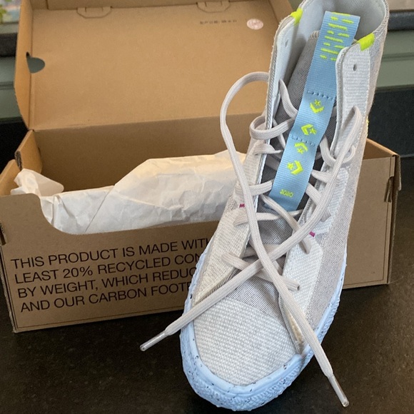 Limited edition, Chuck Taylors! - Picture 4 of 9